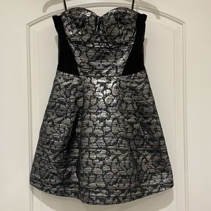 Bebe Mini Party Dress Sweetheart neckline w/sheer sides T-cup A-line style Small